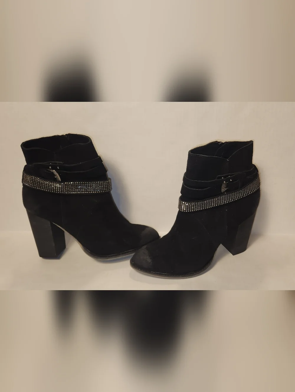 Women's Chinese Laundry Zanga Black Suede Ankle Boots Heeled Booties 8 NWOT NWOB